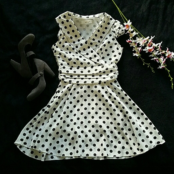 Polka dot rockabilly mini skater dress *Like new!* - Picture 2 of 8